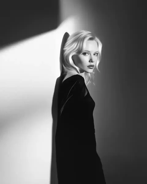 Minimalist Profile Portrait