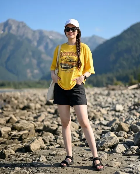Sunny Mountain Valley Fashion Travel Portrait