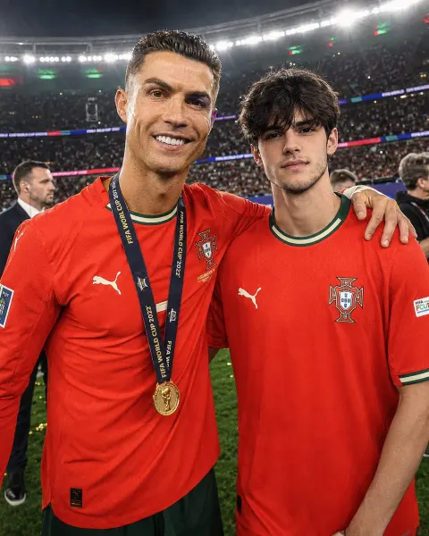 World Cup Photo With Ronaldo