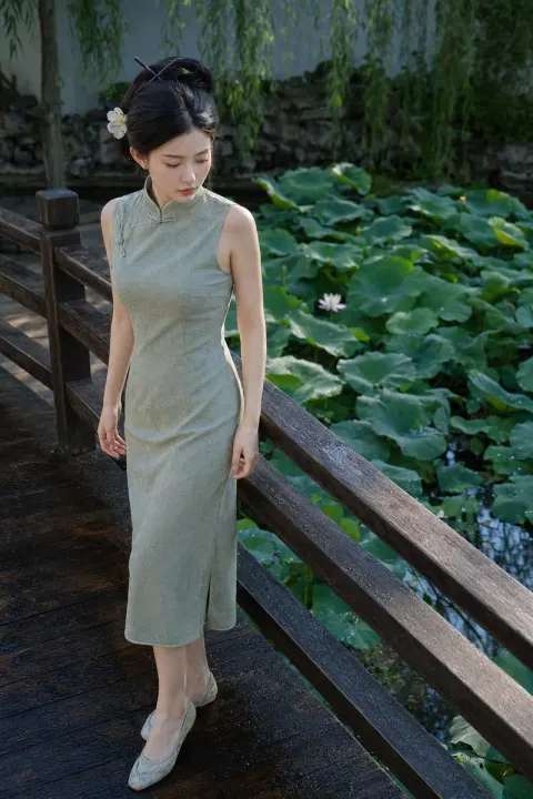 Morning Lotus Pond Grace