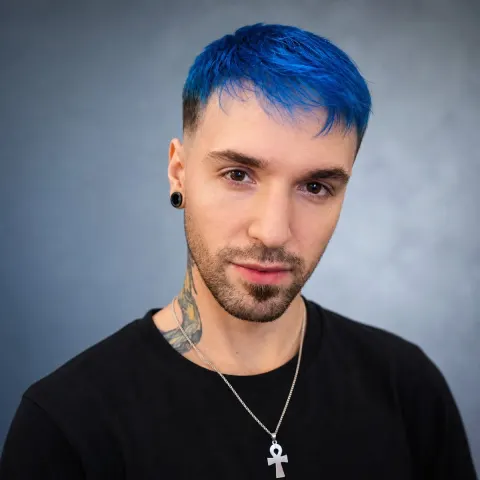 Professional Studio Headshot Generator