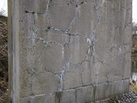 Severe Alkali Silica Reaction Concrete Damage