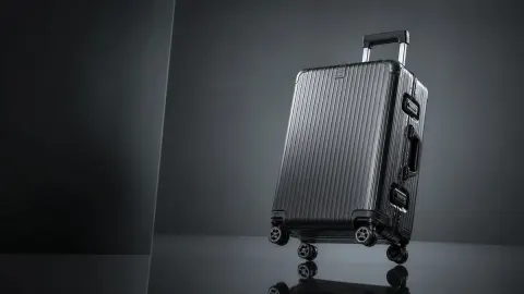 Luxury Suitcase Cinematic Product Shot