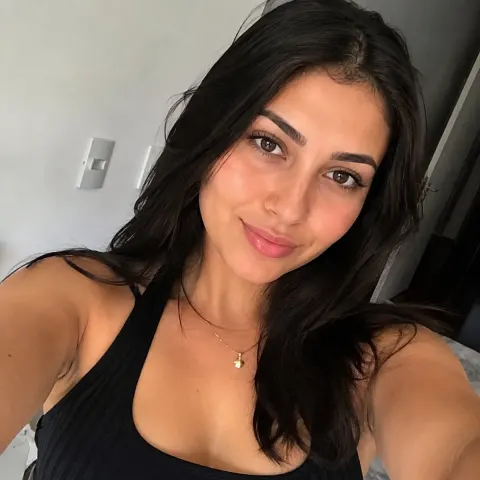 Urban Woman Selfie