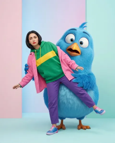 Giant Bird Fashion Comedy