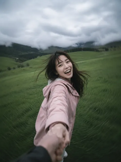 Spinning Hands In Gloomy Meadow