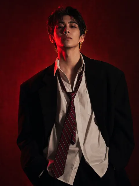 Crimson Shadow: Rebellious Elegance