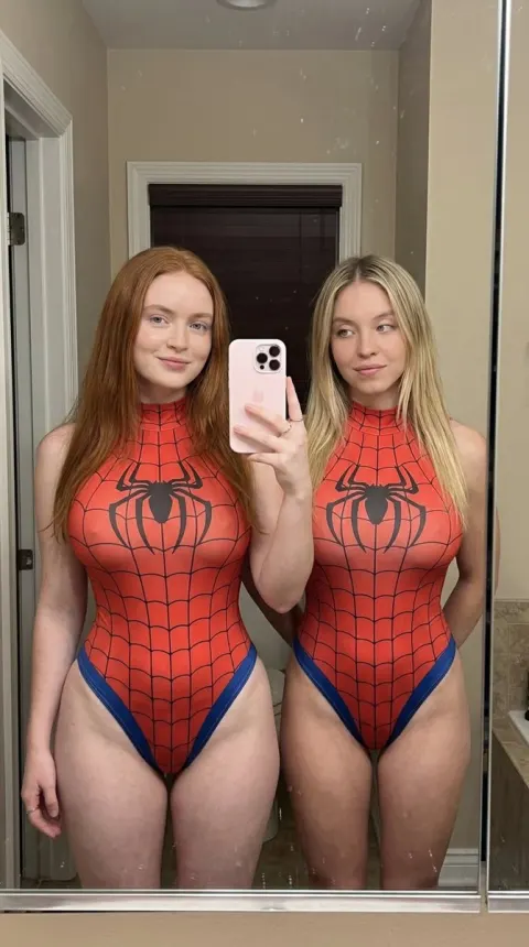Spider Heroine Mirror Selfie Duo