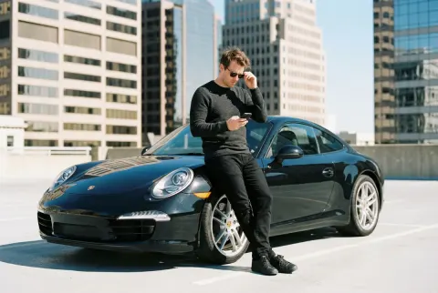 Rooftop Porsche - Portrait