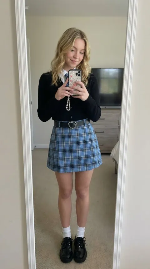 Bedroom Mirror Selfie