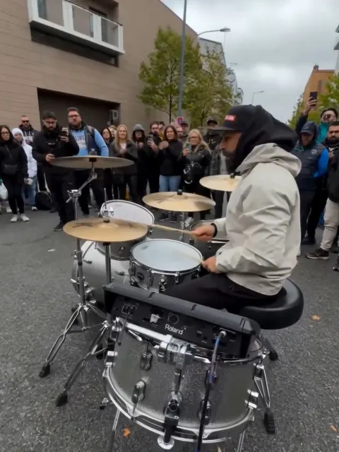 Remove Drummer and Drum Kit