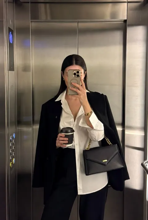 Luxury Elevator Mirror Selfie