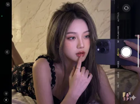Dreamy Korean-Style Selfie Portrait