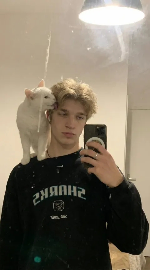 Cat Companion Mirror Selfie