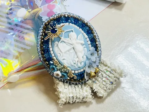 Beaded Brooch Background Replacement