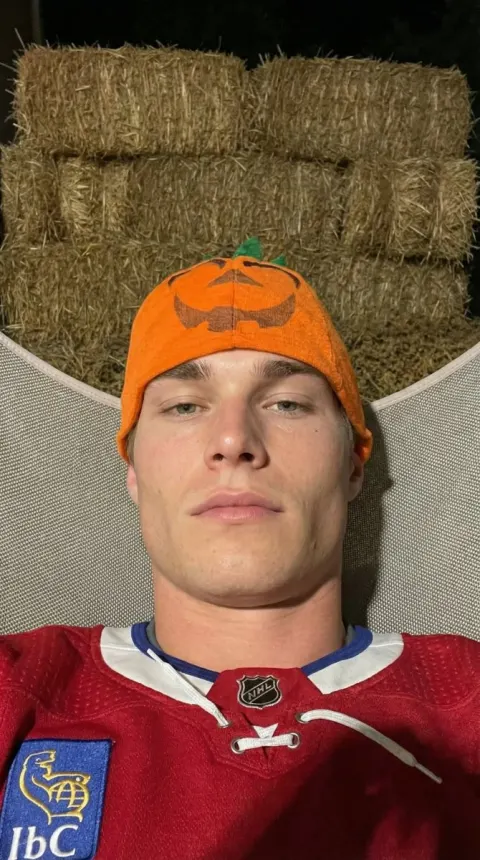 Pumpkin Hat Hockey Guy Night Selfie