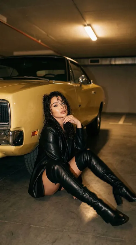 Vintage Garage Fashion Shoot