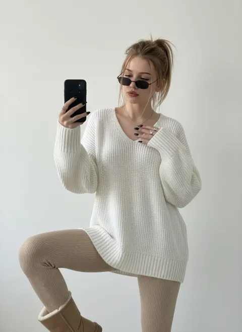 Cozy White Knit Sweater Outfit