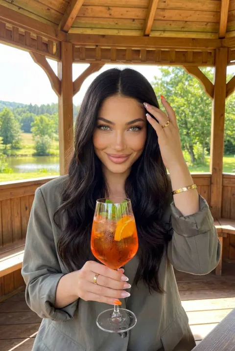 Summer Gazebo Aperol Spritz Moment