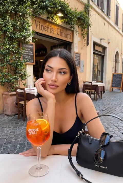 Dreamy Aperol Moment in Rome
