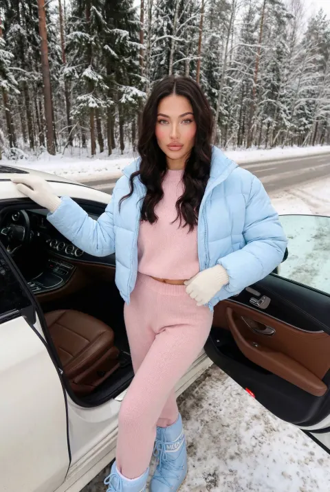 Winter Diva Mercedes Glamour