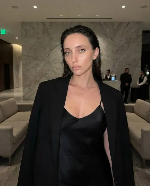 Hollywood Hotel Flash Portrait