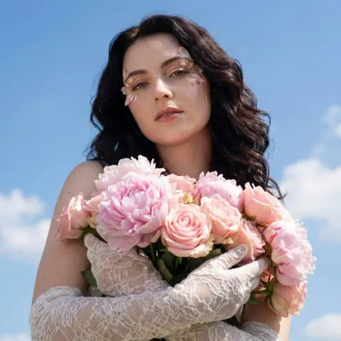 Romantic Floral Beauty Portrait