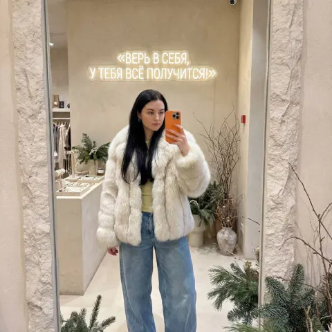 Mirror Selfie in White Fur Coat