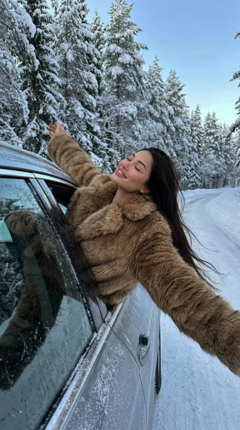 Winter Car Window Freedom Embrace