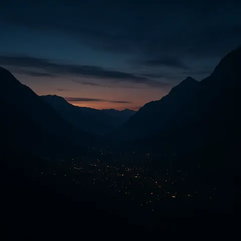Numerous Tiny Lights from a Distant