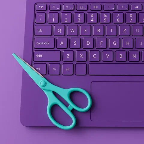 Keyboard in Violet on a Laptop