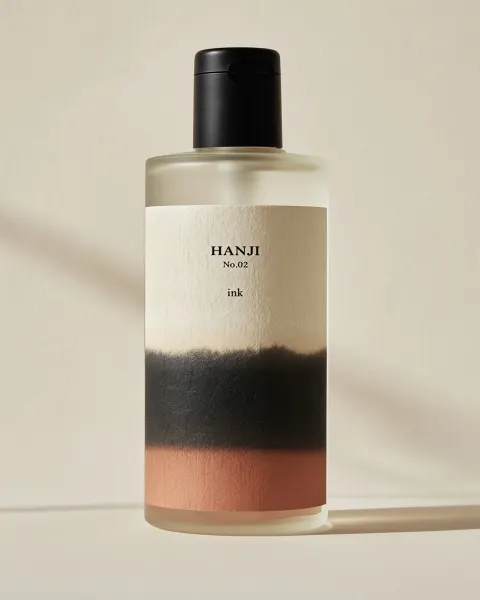 Fictional luxury Korean beauty brand "HANJI", glass flip cap bottle 200ml toner
