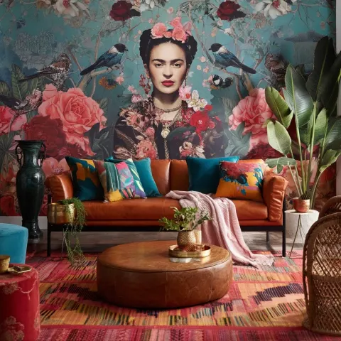 Living room decor inspired by a Frida khalo pallets