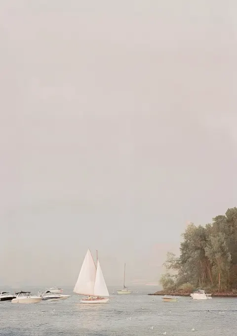 Cn tower, lake Ontario, boats